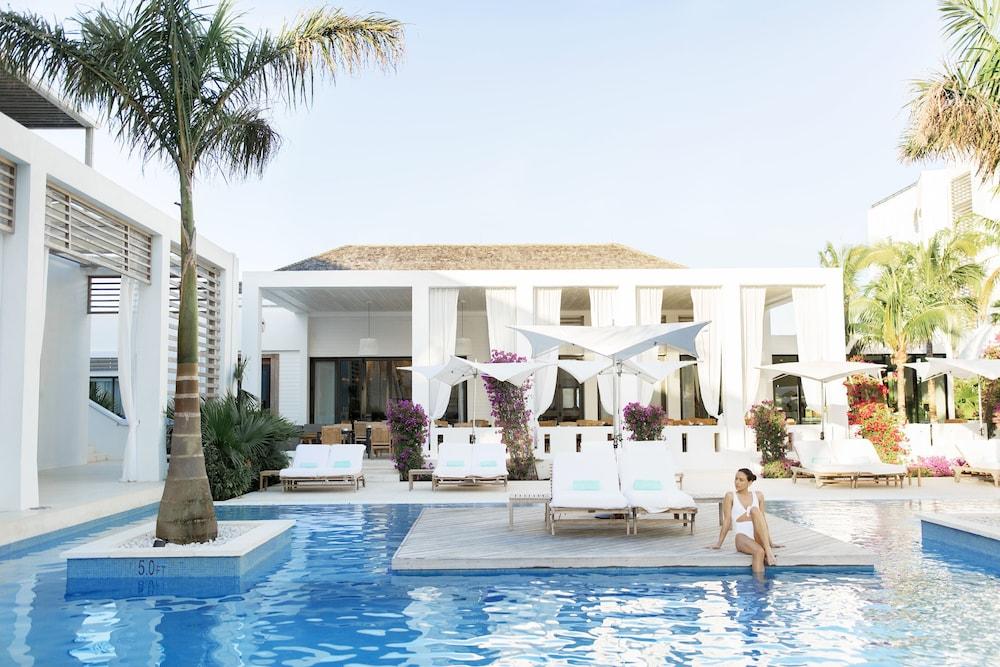 Wymara Resort & Villas Грейс Бей Екстериор снимка