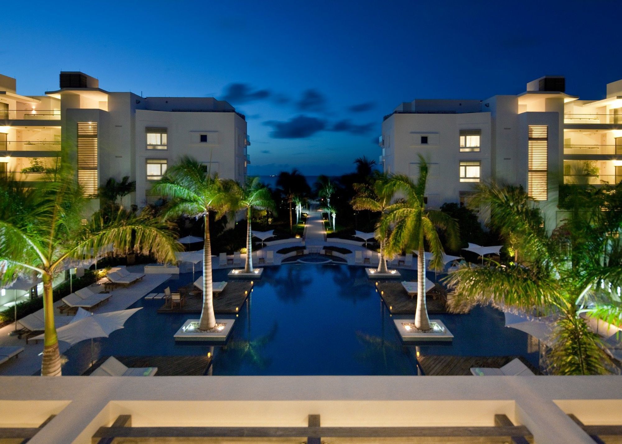 Wymara Resort & Villas Грейс Бей Екстериор снимка