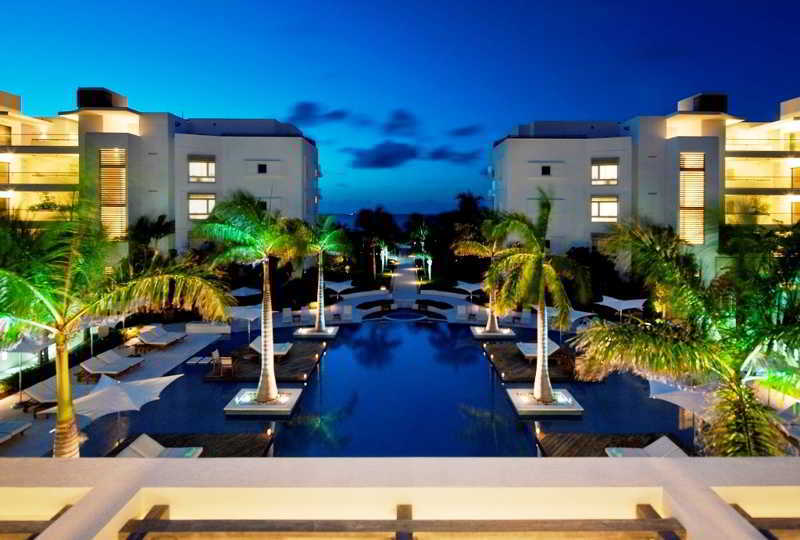 Wymara Resort & Villas Грейс Бей Екстериор снимка